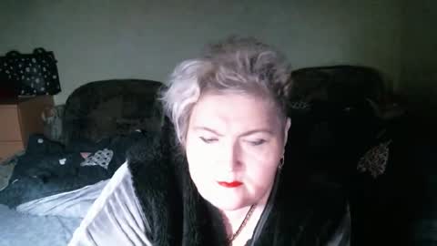 lanacat555 online show from 10/23/25, 11:24