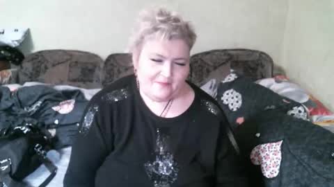 lanacat555 online show from 11/16/25, 10:59