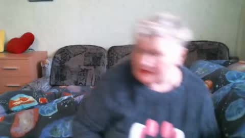 lanacat555 online show from 02/17/26, 12:56