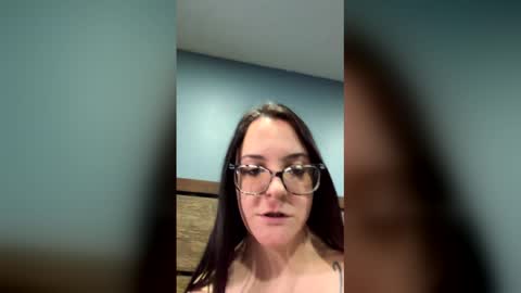 lanacolleen online show from 02/02/26, 09:02