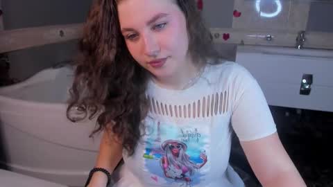 Lana online show from 03/05/26, 08:32