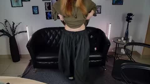 lana online show from 06/18/26, 11:14