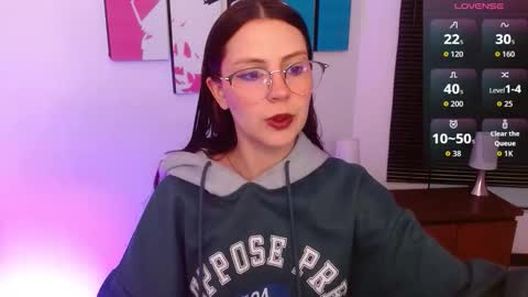 Alana Garcia  online show from 10/01/25, 11:27