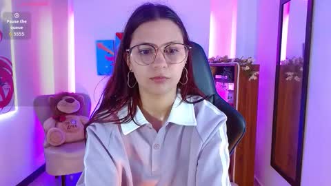 Alana Garcia  online show from 12/02/25, 11:48