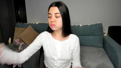 Lana online show from 01/16/26, 10:47