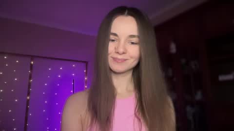 Lana online show from 02/11/25, 08:42