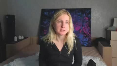 LanaviSmith online show from 10/28/25, 06:17