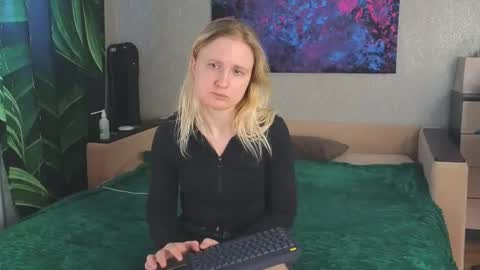 LanaviSmith online show from 02/18/26, 06:20