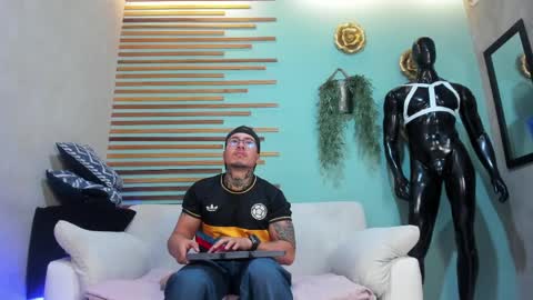 Lance  Max  online show from 04/11/26, 01:32