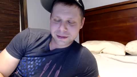 Snapshot of lancehardin chatting on 12/15/25, 01:10 Lance online show from 12/15/25, 01:10