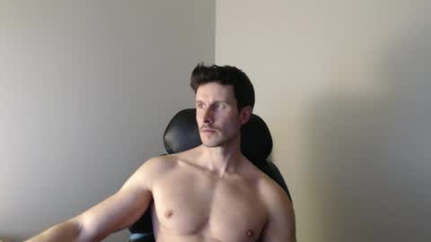 Snapshot of lancellot99 chatting on 11/30/25, 07:51 Lance online show from 11/30/25, 07:51
