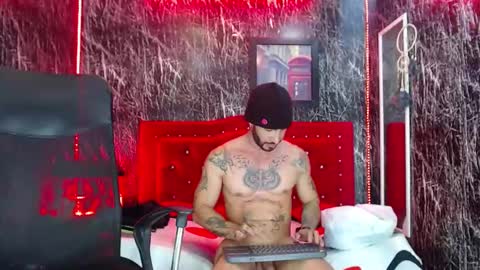 Lancelot Benwick online show from 02/09/25, 11:15