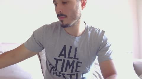 Snapshot of lanchux18 chatting on 03/04/26, 11:38 Lanchux18 online show from 03/04/26, 11:38