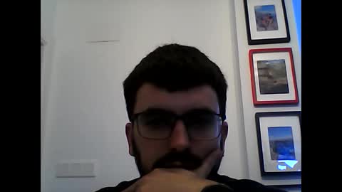 Snapshot of lander920612 chatting on 02/11/26, 09:58 lander920612 online show from 02/11/26, 09:58