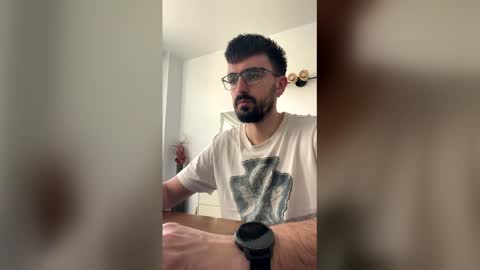 Snapshot of lander920612 chatting on 03/02/26, 09:27 lander920612 online show from 03/02/26, 09:27