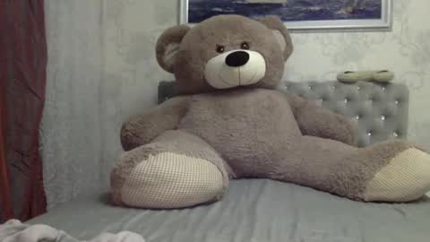 langoria online show from 02/14/26, 12:07