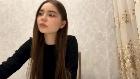 Alice online show from 04/08/26, 02:06