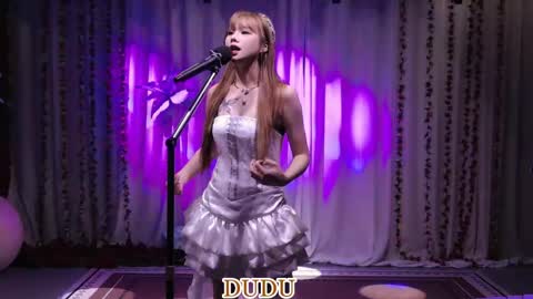 lankwaifong_cindy online show from 05/24/26, 03:00