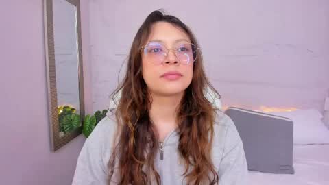Lanna online show from 06/05/26, 11:49