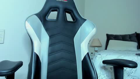 Lanna online show from 01/15/25, 01:34