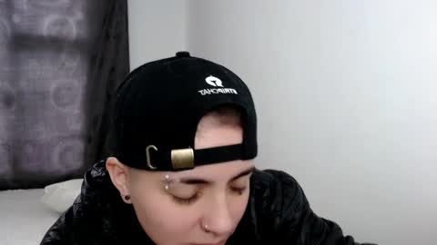 LANNIE   online show from 03/11/25, 08:53