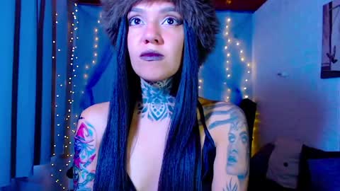 Snapshot of lannie_gonzales chatting on 05/08/26, 12:54 LANNIE online show from 05/08/26, 12:54