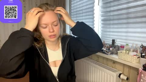 Snapshot of lanniecastellow chatting on 04/08/26, 09:09 Hello My name is Lola online show from 04/08/26, 09:09