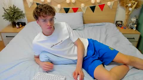 Fandi online show from 01/26/25, 05:02