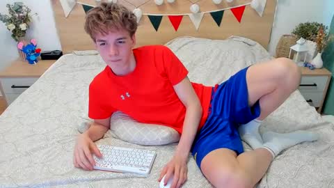 Fandi online show from 03/03/25, 06:04