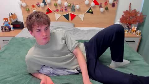 Fandi online show from 12/23/25, 11:08