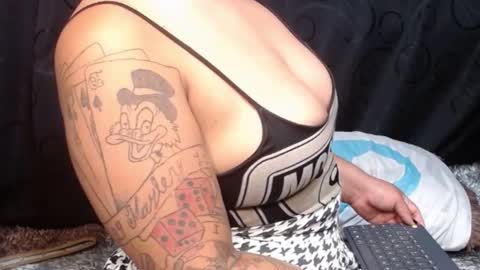 lapeligrosa_ online show from 01/09/25, 09:05