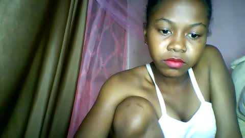 lara_belle online show from 04/28/26, 10:26