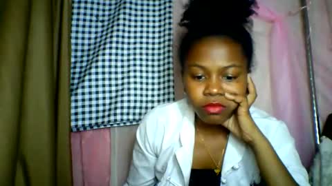lara_belle online show from 06/07/26, 04:27