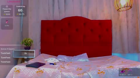 Snapshot of lara_brunette chatting on 03/03/25, 11:35 Lara Brunette online show from 03/03/25, 11:35