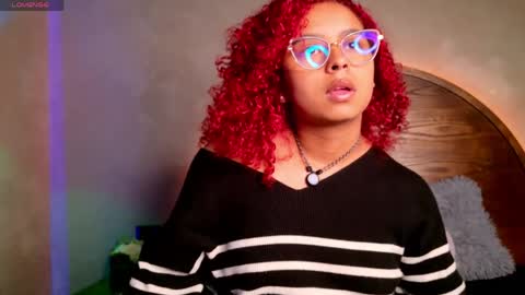 lara_curly online show from 03/31/26, 10:26