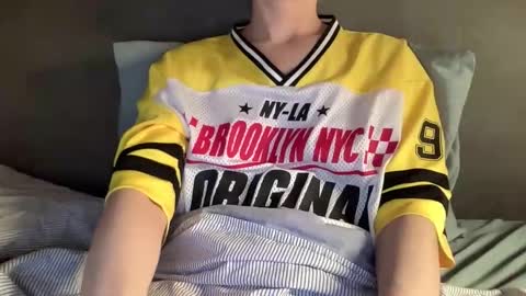 Lara Neon online show from 02/05/26, 02:54