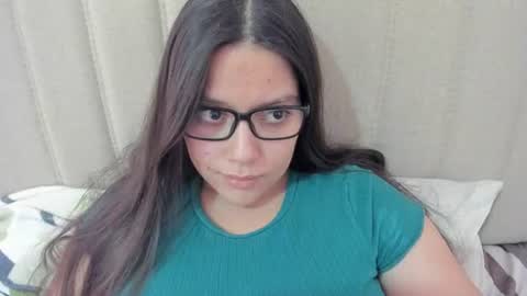 lara online show from 02/25/25, 06:53