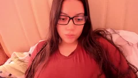 lara online show from 04/06/26, 02:51