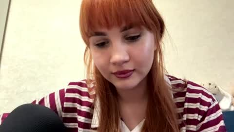 Lily online show from 04/09/26, 08:09