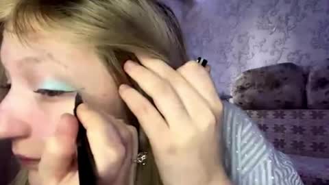 Lily online show from 04/16/26, 07:09