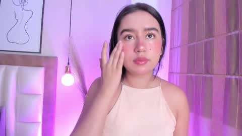 Snapshot of laragoldd chatting on 02/11/26, 09:53 Lara Gold online show from 02/11/26, 09:53