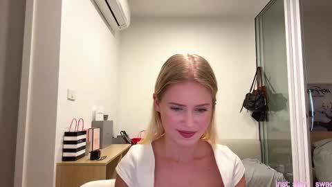 Stella online show from 02/24/26, 10:13