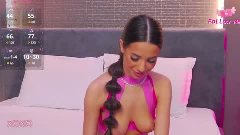 Snapshot of larakent chatting on 01/26/25, 03:27 LaraKent online show from 01/26/25, 03:27