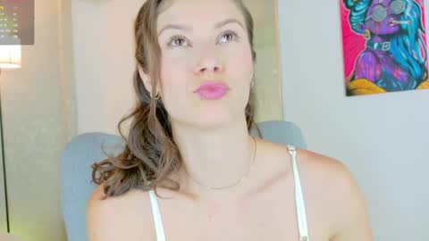 Lara  online show from 04/29/26, 02:10