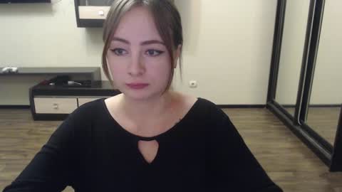 Snapshot of laralianna chatting on 12/09/24, 07:39 Laralianna online show from 12/09/24, 07:39