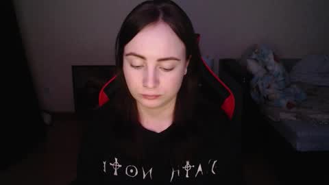 Laralianna online show from 12/18/25, 11:00