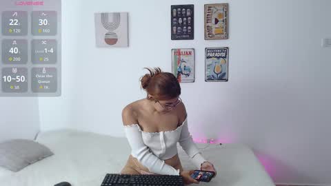 laramucci online show from 09/18/25, 08:00