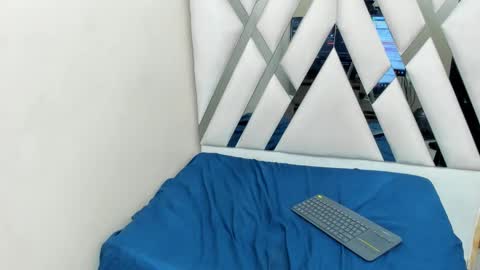 Snapshot of laramurphy chatting on 01/30/25, 10:41 Lara Murphy online show from 01/30/25, 10:41