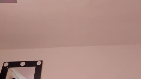 Lara Murphy online show from 04/13/26, 02:00