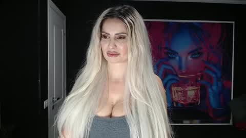 laras_moans online show from 01/18/26, 06:50